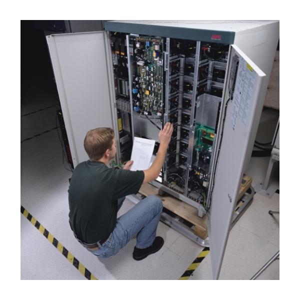 APC WUPG8HR7X24-UG-03 estensione della garanzia 1 anno/i (APC On-Site Service 8 Hour 7X24 Respon)ApcWUPG8HR7X24-UG-03