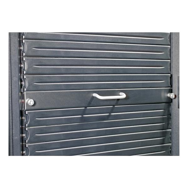 APC AR8136BLK porta accessori Pannello nascosto (APC 1U 19 Black Toolless Blanking Panel - Qty 10)ApcAR8136BLK