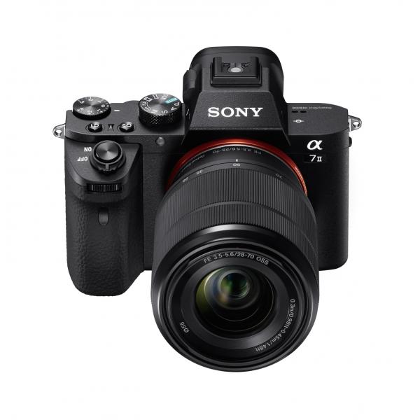 Sony Alpha 7 II, fotocamera mirrorless con obiettivo 28-70mm, attacco E, sensore full-frame, 24.3 MP (Sony Alpha 7 II Full-Frame Mirrorless Camera with Sony 28-70 mm f/3.5-5.6 Zoom Lens [ 24.3 Megapixels 5-axis in-body optical image)