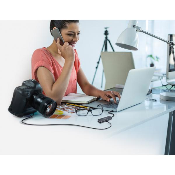 D-Link DUB-2325 USB tipo-C 5000 Mbit/s Grigio (5-IN-1 USB-C HUB W CARD READER)D-link0790069468575DUB-2325/E