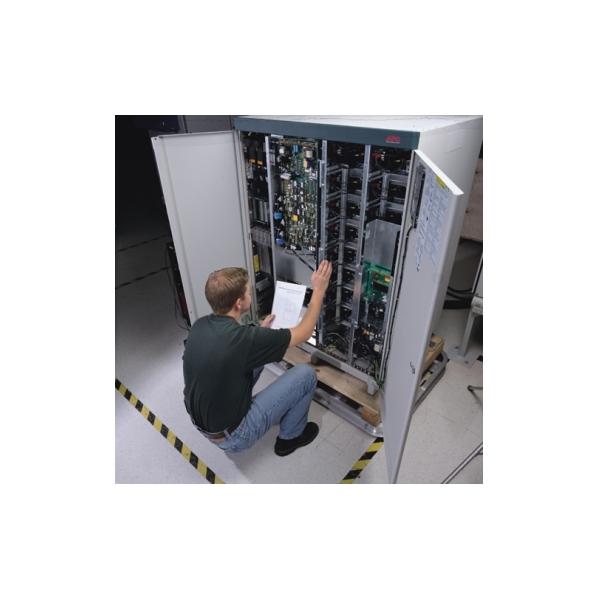 APC WUPG8HR7X24-UG-04 estensione della garanzia 1 anno/i (APC On-Site Service 8 Hour 7X24 Respon)Apc3606487660194WUPG8HR7X24-UG-04