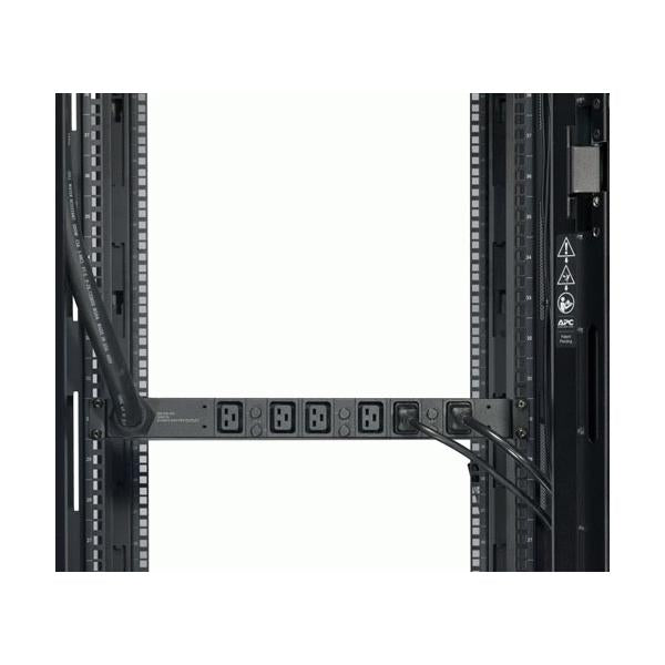 APC Basic Rack 14.4kW unità di distribuzione dell'energia [PDU] Nero (APC Basic Rack PDU - Power distribution strip [rack-mountable] - AC 208 V - 3-phase - input: Hubbell CS8365C - output connectors: 6 [IEC 60320 C19] - 1U - 2.4 m cord - for P/N: SMT...