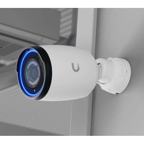 Ubiquiti Indoor/outdoor 4K PoE camera with 3x optical zoom and long-distance smart detection capabilityUbiquiti0810084692677UVC-AI-PRO-WHITE