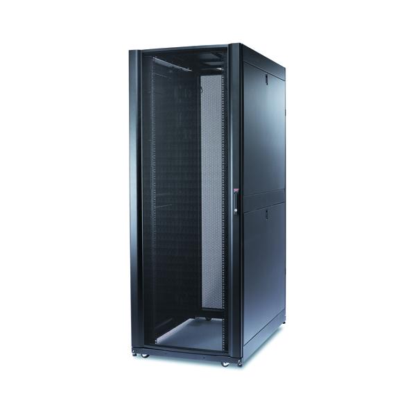 APC NetShelter SX 45U Rack indipendenti Nero (APC NetShelter SX Enclosure with Sides - Rack - nero - 45U - 19 - Compatibile TAA)ApcAR3355