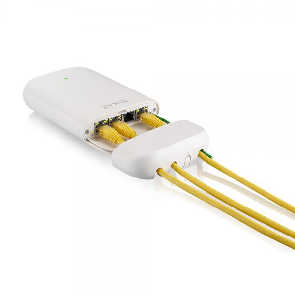 Zyxel POE12-3PD-ZZ0101F adattatore PoE e iniettore Gigabit Ethernet (Zyxel PoE12-3PD 4 x 1Gb port PoE extender. 45W PoE budget IP55 rated [outdoor])ZyxelPOE12-3PD-ZZ0101F