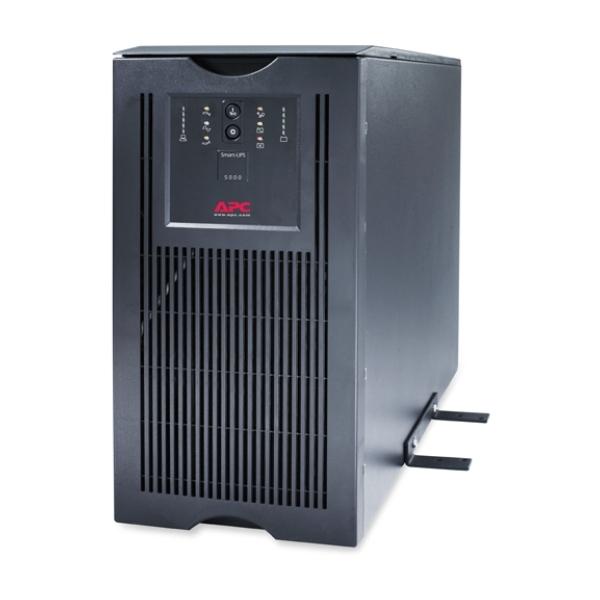 APC Smart-UPS gruppo di continuità [UPS] A linea interattiva 5 kVA 4000 W 10 presa[e] AC (SMART-UPS 5000VA 5U RM 19IN - W/ SHUTDOWN SOFTWARE/USB/SER IN)ApcSUA5000RMI5U