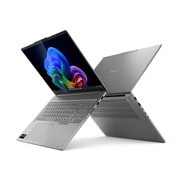 Lenovo IdeaPad Pro 5 16AKP10 Copilot+ PC AMD Ryzen AI 5 340 Computer portatile 40,6 cm [16] 2.8K 16 GB LPDDR5x-SDRAM 1 TB SSD NVIDIA GeForce RTX 5050 Wi-Fi 7 [802.11be] Windows 11 Home Grigio Inglese (Lenovo) - Versione UKLenovo019815842189883JN0025UK