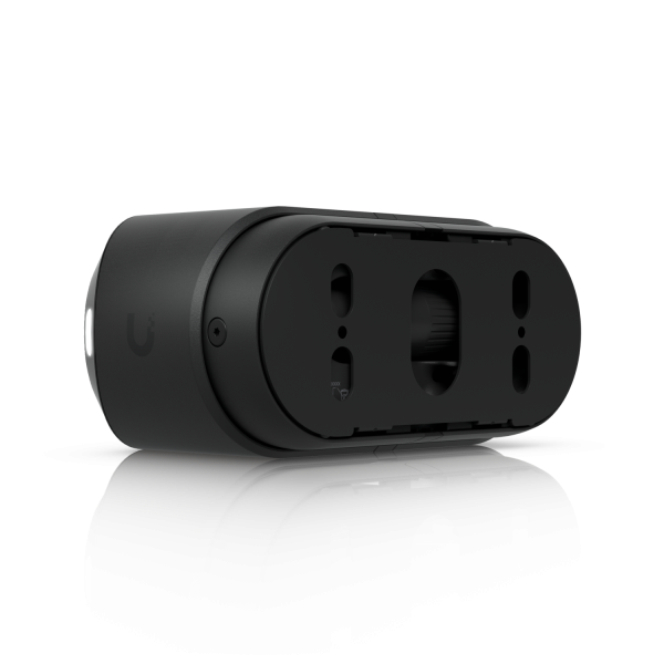Ubiquiti indoor/outdoor dual sensor 16MP 20 FPS PoE+ cameraUbiquitiUVC-G6-180-B