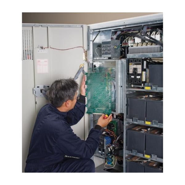 APC WSTRTUP-G3-22 servizio di installazione (APC Start-UP Service - installation/ko)ApcWSTRTUP-G3-22