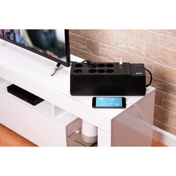 APC BE850G2-GR gruppo di continuità [UPS] Standby [Offline] 0,85 kVA 520 W 8 presa[e] AC (APC BACK-UPS 850VA 230V USB - TYPE-C AND A CHARGING PORTS)Apc0731304347286BE850G2-GR