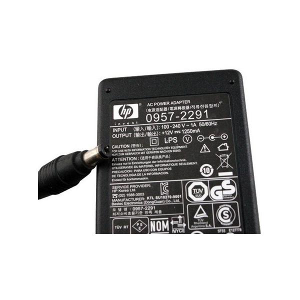 HP 0957-2291 adattatore e invertitore Interno 15 W Nero (Pwra Brk Uni 12Vdc 15W - Requires Power Cord - Warranty: 12M)Hp0957-2291