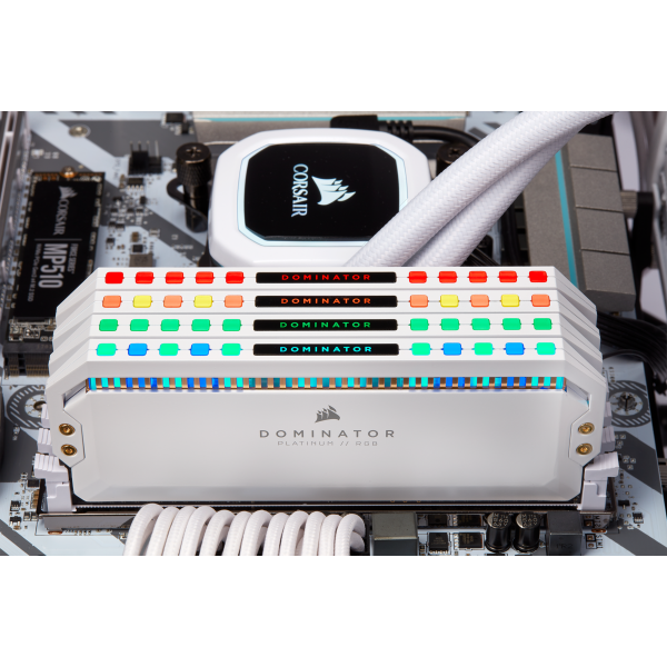 Corsair Dominator CMT64GX4M4K3600C18W memoria 64 GB 4 x 16 GB DDR4 3600 MHz (CORSAIR DDR4 3600 Q/K PLAT RGB WHT 64GB)