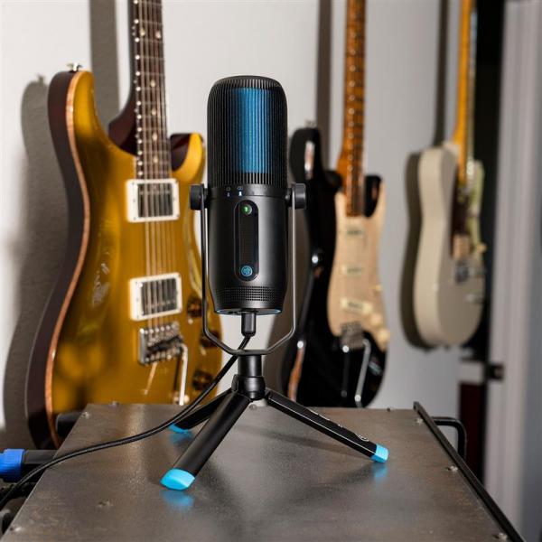 JLab Talk Pro Nero Microfono per PC (Talk Pro, Black - 10 foot braided 90* degree - gold plated USB to USB-C cable, tripod stand - Warranty: 24M)